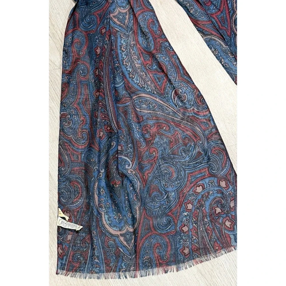 Vintage Britghes Field Outdoors 100% Wool Blue Red Paisley Scarf Made in Italy